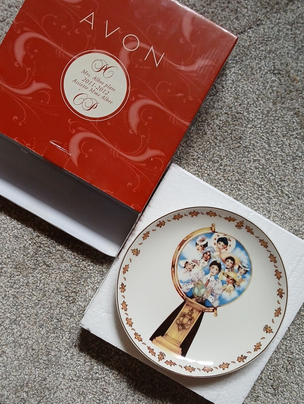 💕2011-12 Avon Mrs Albee Plate